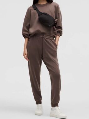 LULULEMON Softstreme Jogger